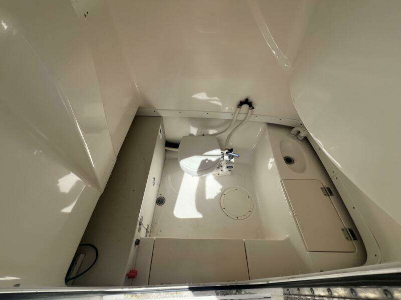 26ft Robalo Yacht For Sale