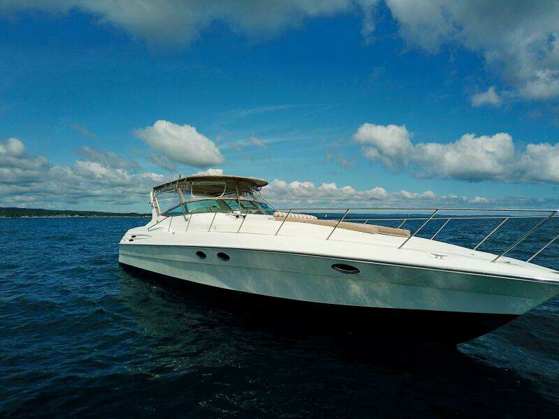 45ft Wellcraft Yacht For Sale