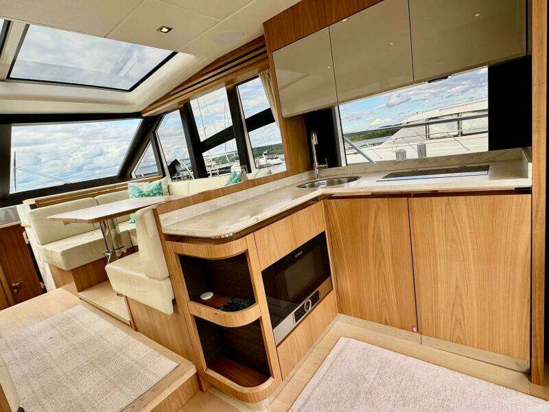 45ft Absolute Yacht For Sale