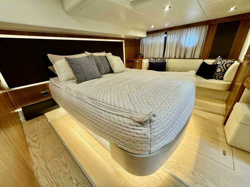 45ft Absolute Yacht For Sale