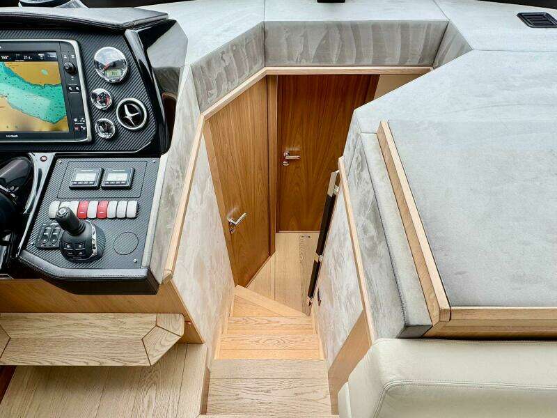 45ft Absolute Yacht For Sale