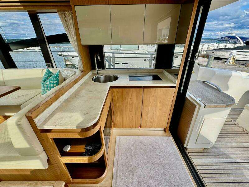 45ft Absolute Yacht For Sale