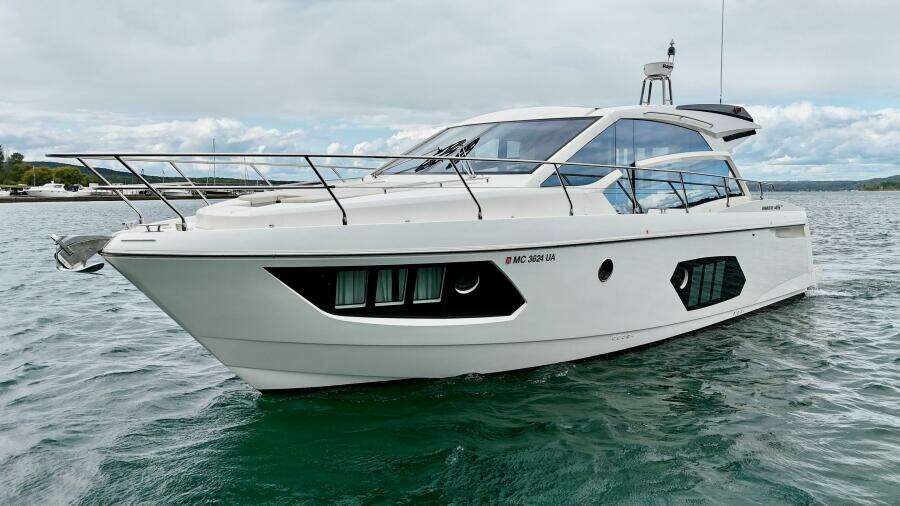 45ft Absolute Yacht For Sale