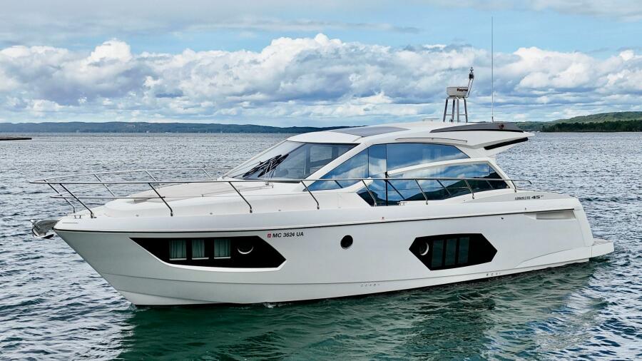 Photo of 2016 Absolute 45'