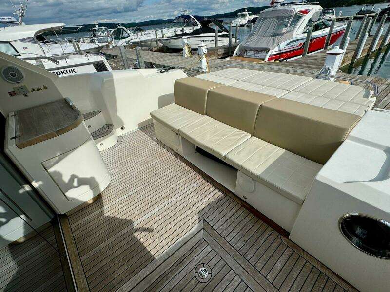 45ft Absolute Yacht For Sale