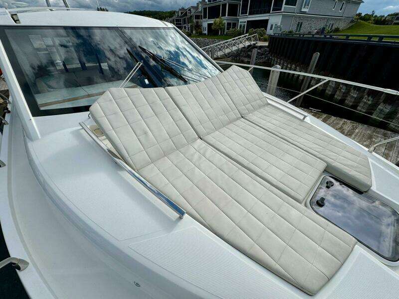 45ft Absolute Yacht For Sale