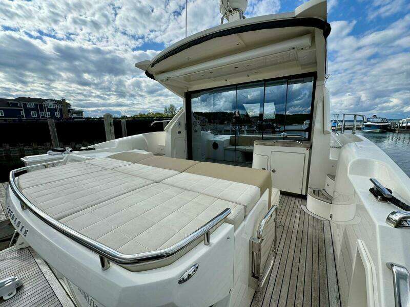 45ft Absolute Yacht For Sale