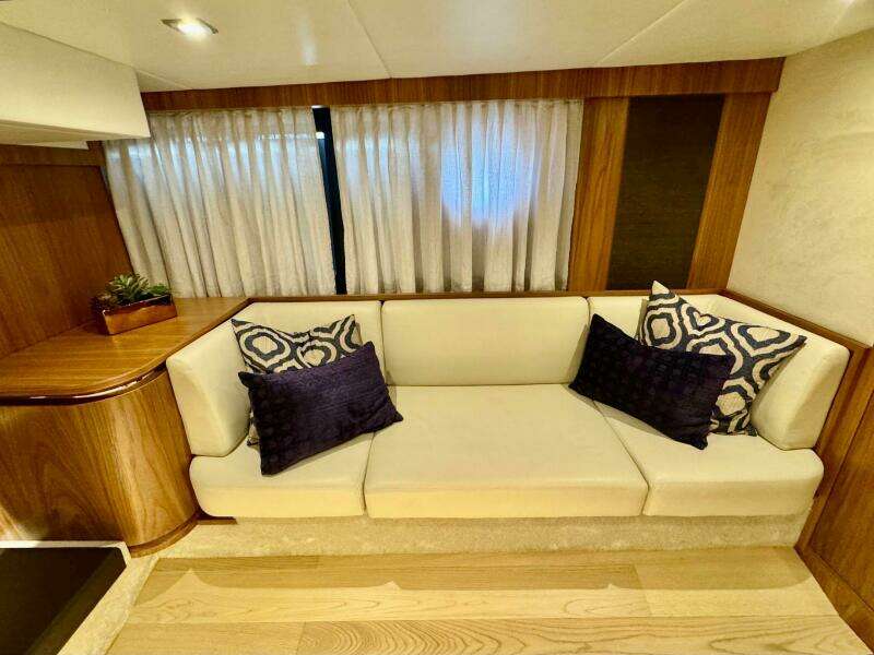 45ft Absolute Yacht For Sale