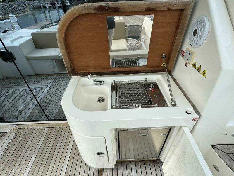 45ft Absolute Yacht For Sale