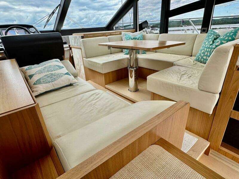 45ft Absolute Yacht For Sale