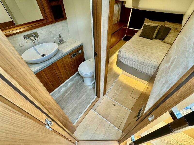 45ft Absolute Yacht For Sale