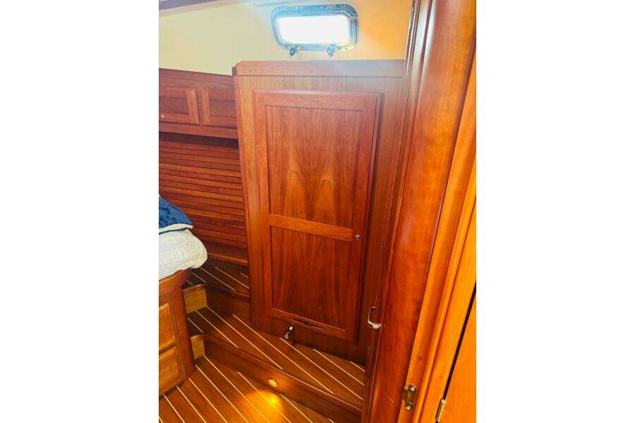 38ft Sabre Yacht For Sale