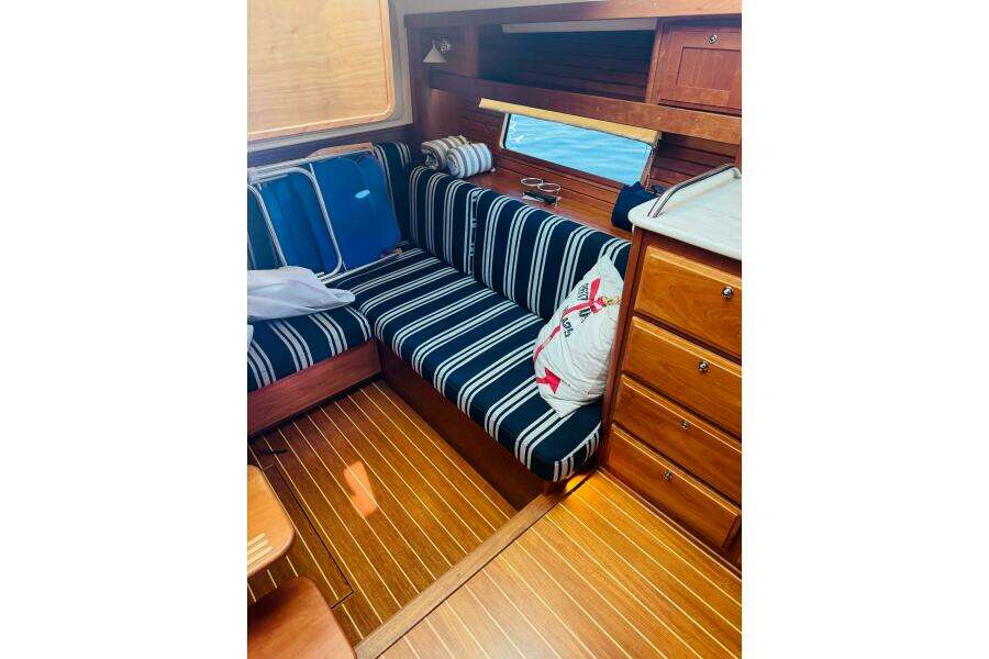 38ft Sabre Yacht For Sale