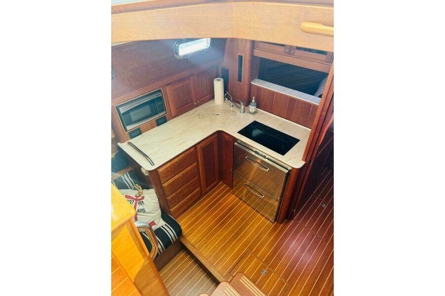 38ft Sabre Yacht For Sale
