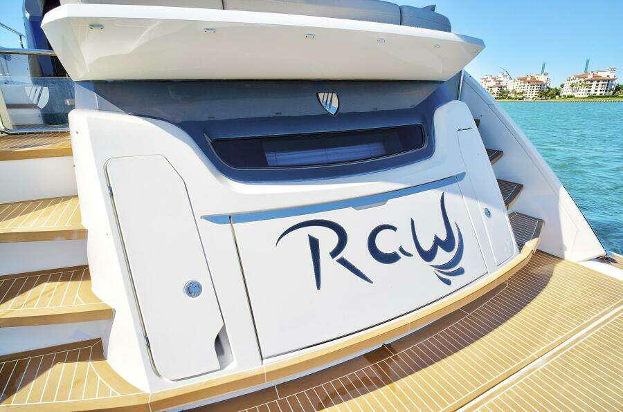 Raw Wave 68ft Fairline Yacht For Sale