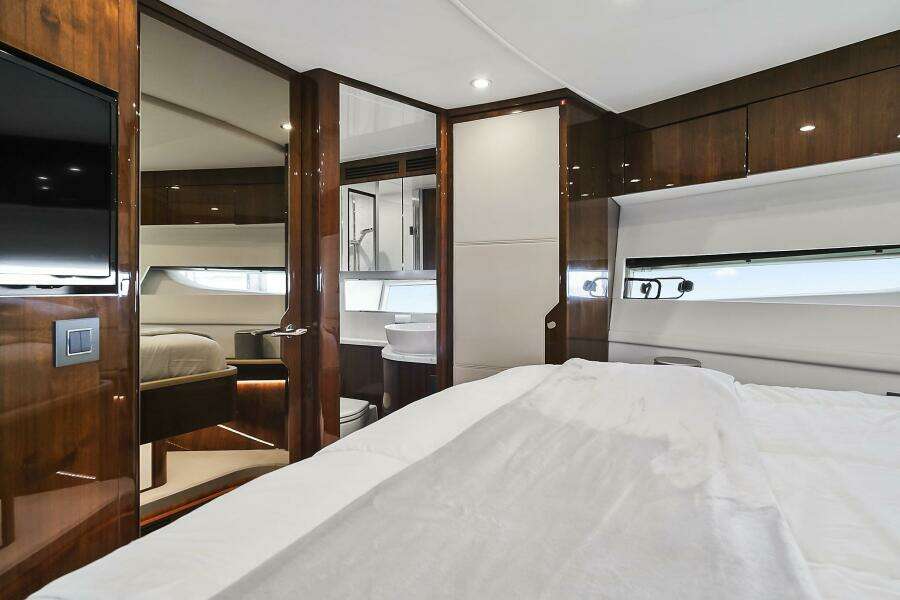 Raw Wave 68ft Fairline Yacht For Sale