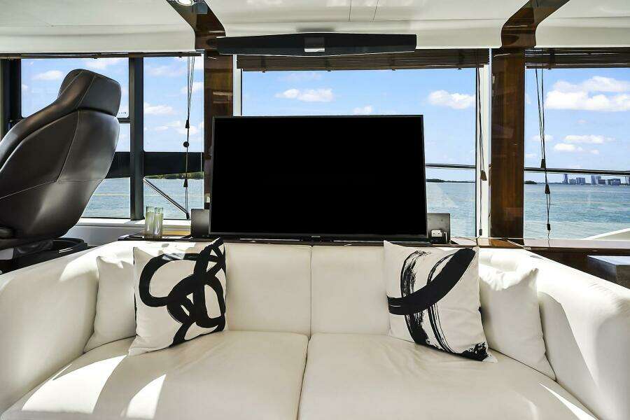 Raw Wave 68ft Fairline Yacht For Sale