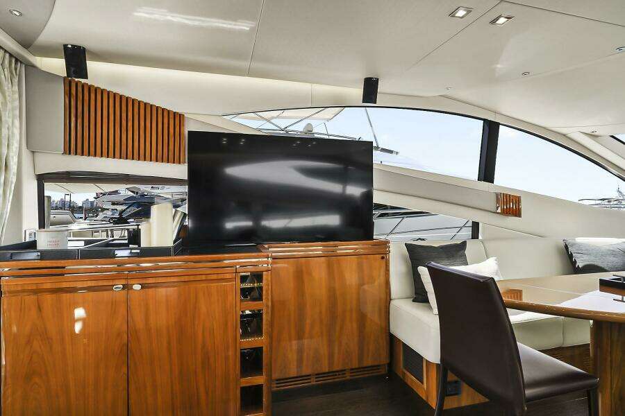 Raw Wave 68ft Fairline Yacht For Sale