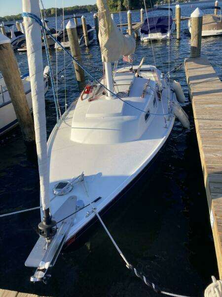 26ft Pearson Yacht For Sale