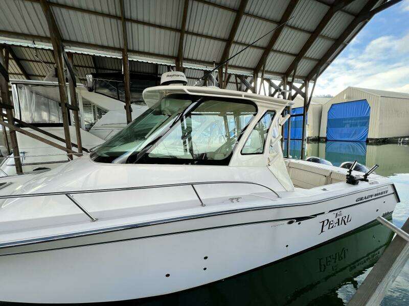 33ft Grady White Yacht For Sale