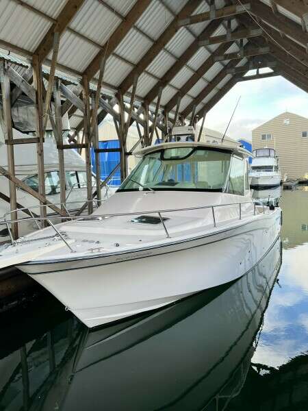 33ft Grady White Yacht For Sale