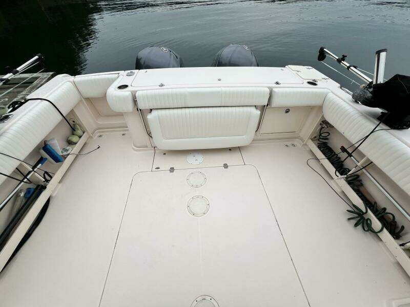 33ft Grady White Yacht For Sale