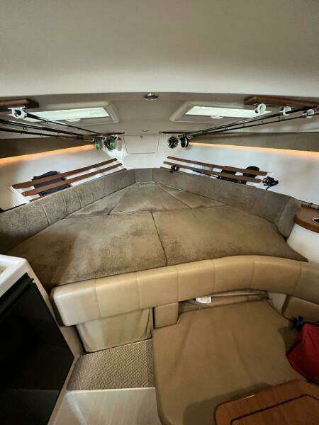 33ft Grady White Yacht For Sale
