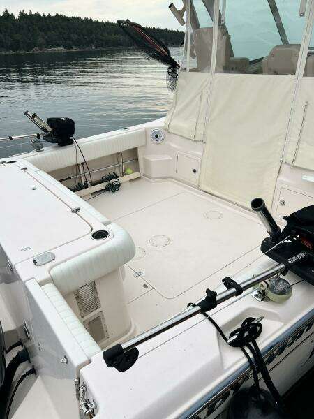 33ft Grady White Yacht For Sale