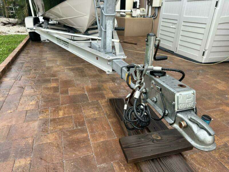 21ft NauticStar Yacht For Sale