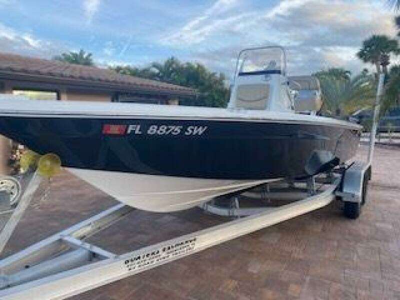 21ft NauticStar Yacht For Sale