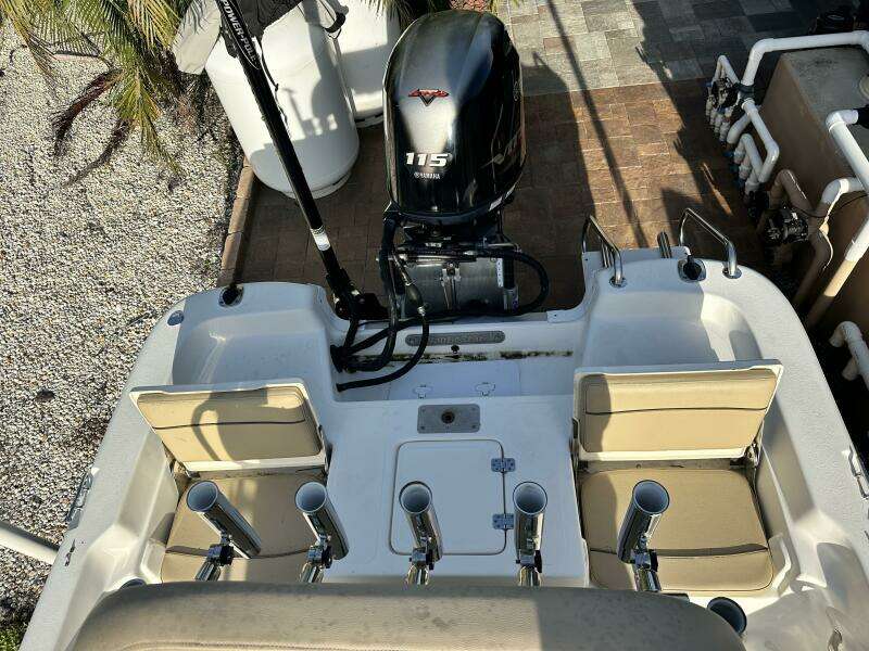 21ft NauticStar Yacht For Sale