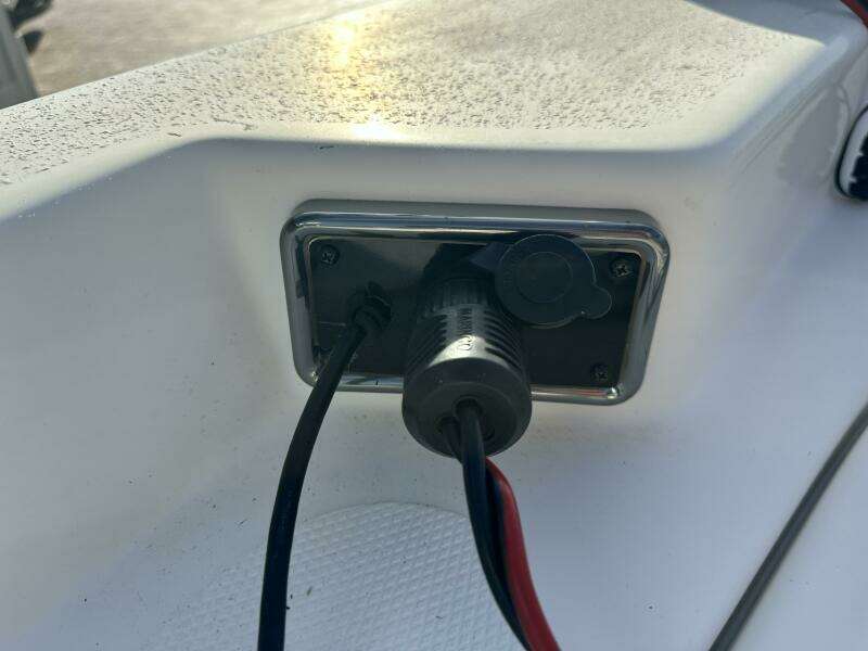 21ft NauticStar Yacht For Sale
