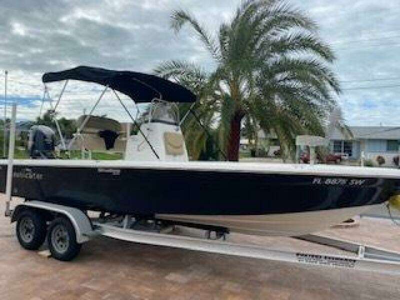 21ft NauticStar Yacht For Sale
