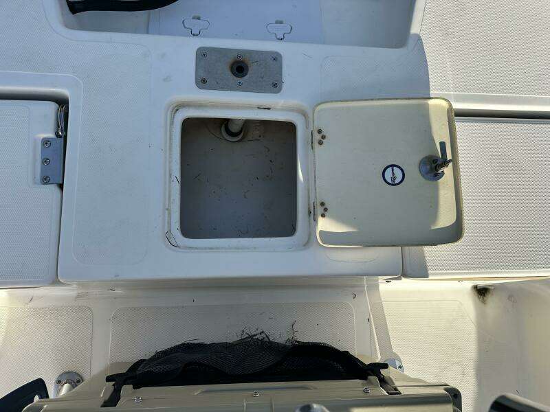 21ft NauticStar Yacht For Sale