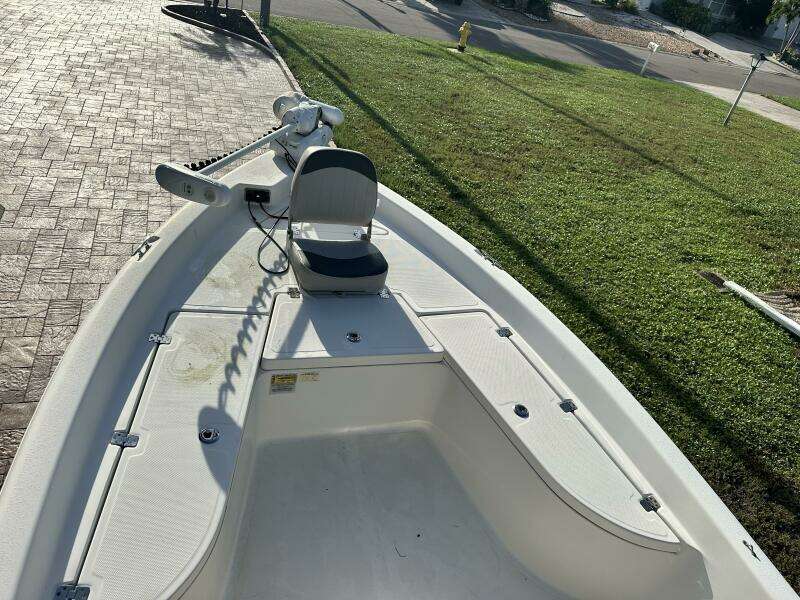 21ft NauticStar Yacht For Sale