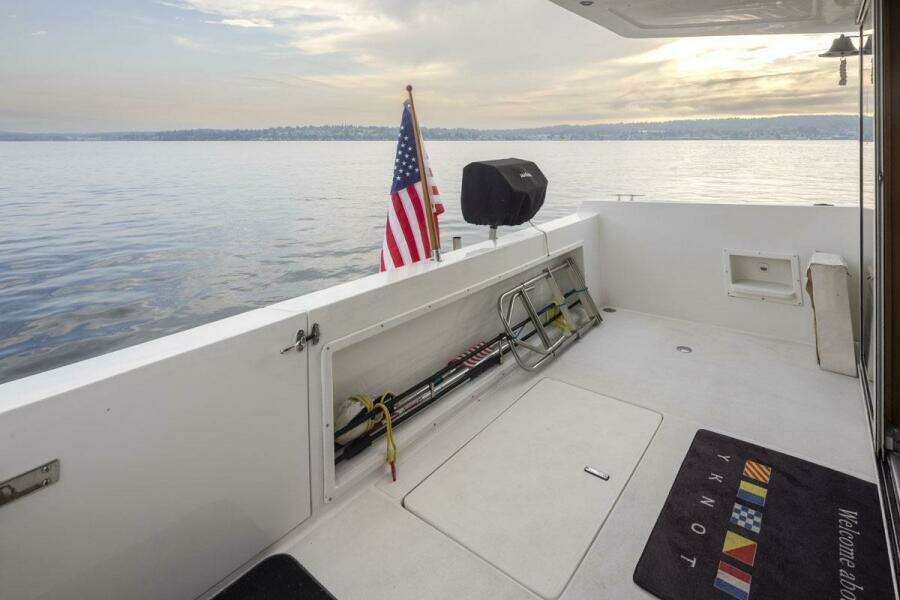 Y Knot 48ft Navigator Yacht For Sale
