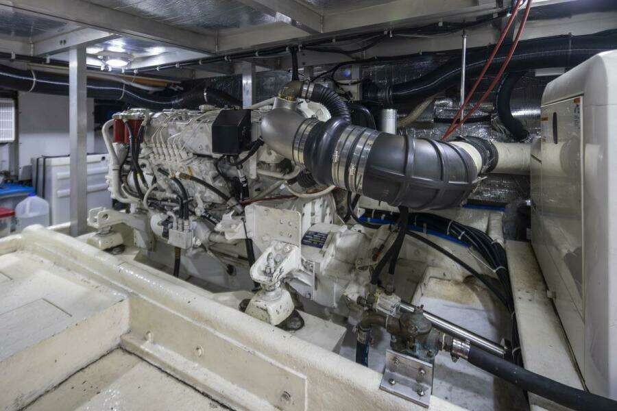 Y Knot 48ft Navigator Yacht For Sale