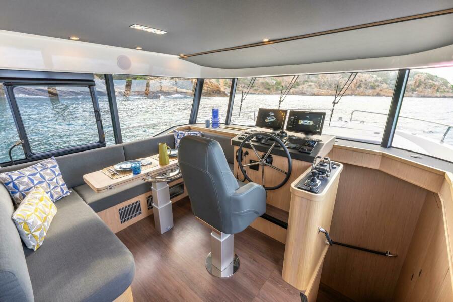 56' 2026 Beneteau Swift Trawler 54