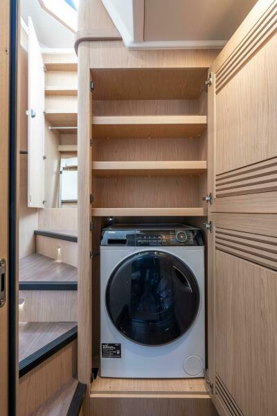 56' 2026 Beneteau Swift Trawler 54