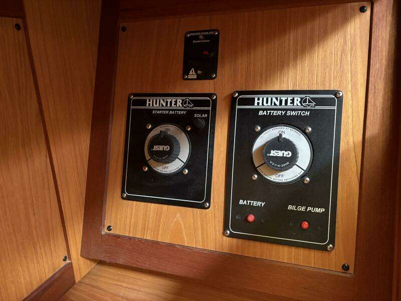 Selah 38ft Hunter Yacht For Sale