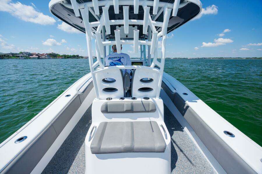 2022 Cape Horn 31 T