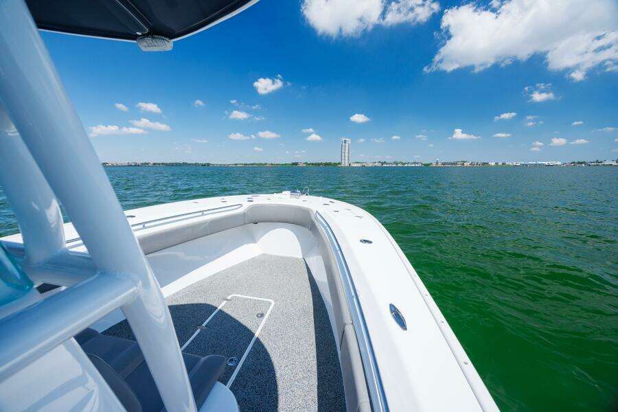 2022 Cape Horn 31 T