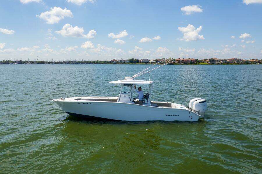 2022 Cape Horn 31 T