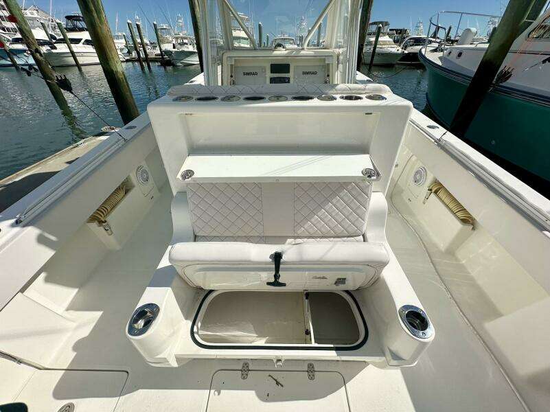 Showtime 39ft SeaVee Yacht For Sale