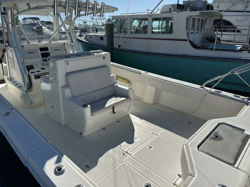 Showtime 39ft SeaVee Yacht For Sale
