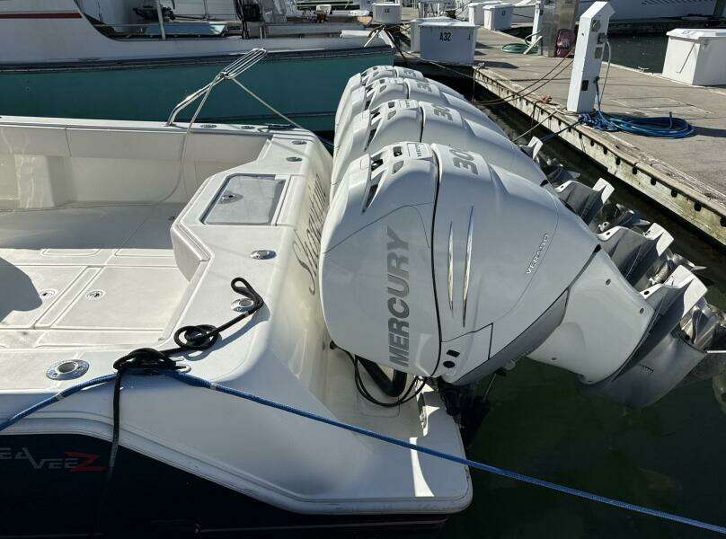 Showtime 39ft SeaVee Yacht For Sale