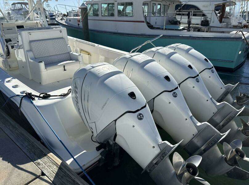 Showtime 39ft SeaVee Yacht For Sale