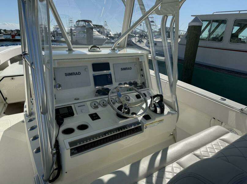 Showtime 39ft SeaVee Yacht For Sale