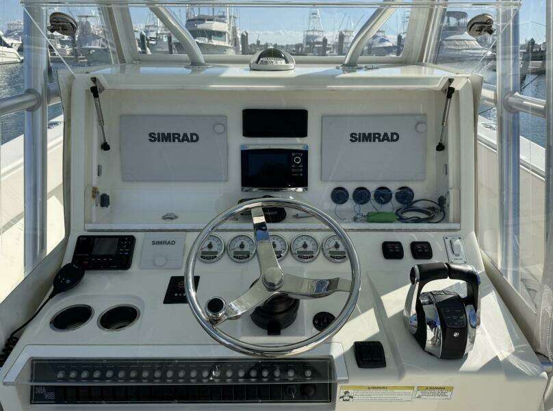 Showtime 39ft SeaVee Yacht For Sale