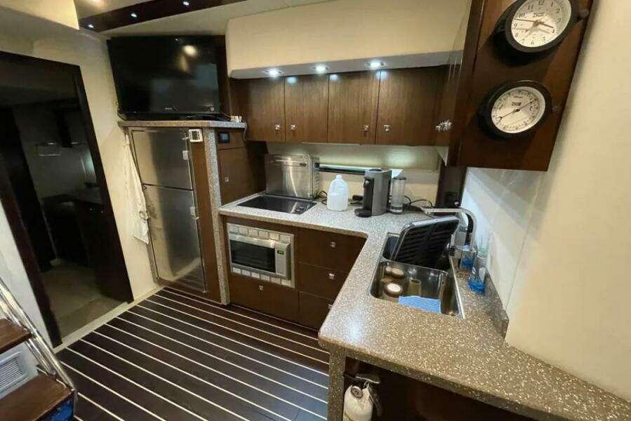 48ft Cruisers Yachts Yacht For Sale